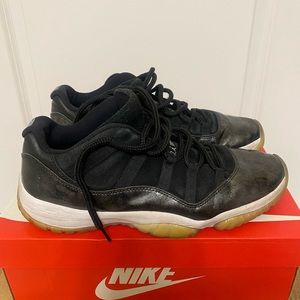 Air Jordan 11 Baron